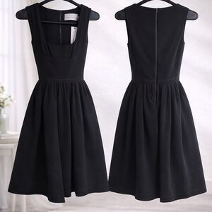 Thornton Bregazzi Black Dress Sleeveless Size M Runs Small

🏷️